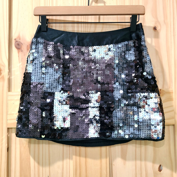 Express Design Studio Black Silver Sequin Mini Skirt Sparkle Party Club Size 0 - Picture 1 of 10